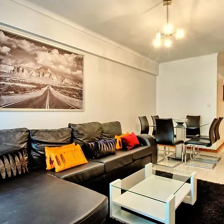 Appartamento Cristo Rei Gaerten By Interhome Lisbona